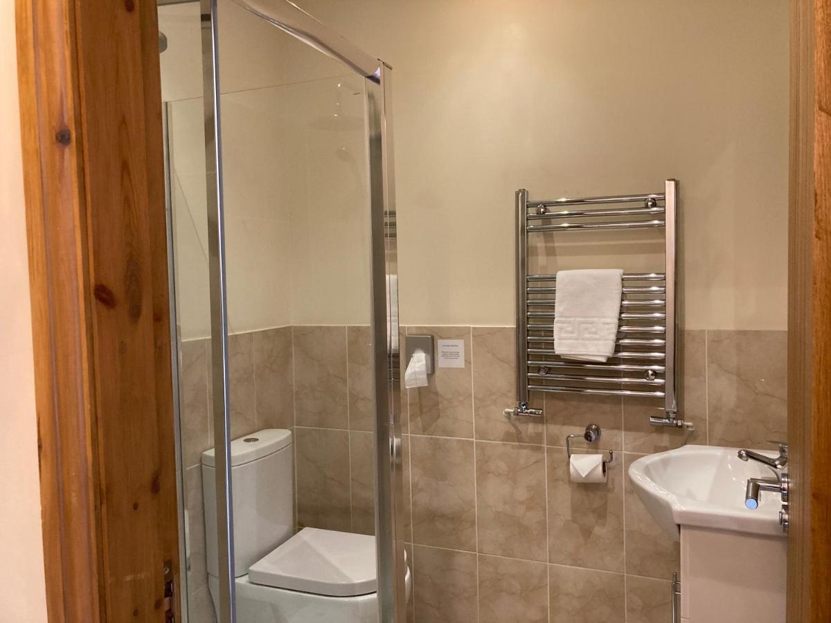 Pepper Street Rooms Уитчърч Екстериор снимка